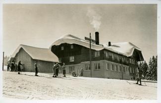 Ansichtskarte «Gasthof Waldegg, Gauchern»; Photo Paul Wyss, Langnau; abgestempelt «RÖTHENBACH (EMMENTHAL), 22.XII,44; gelaufen nach Lugano